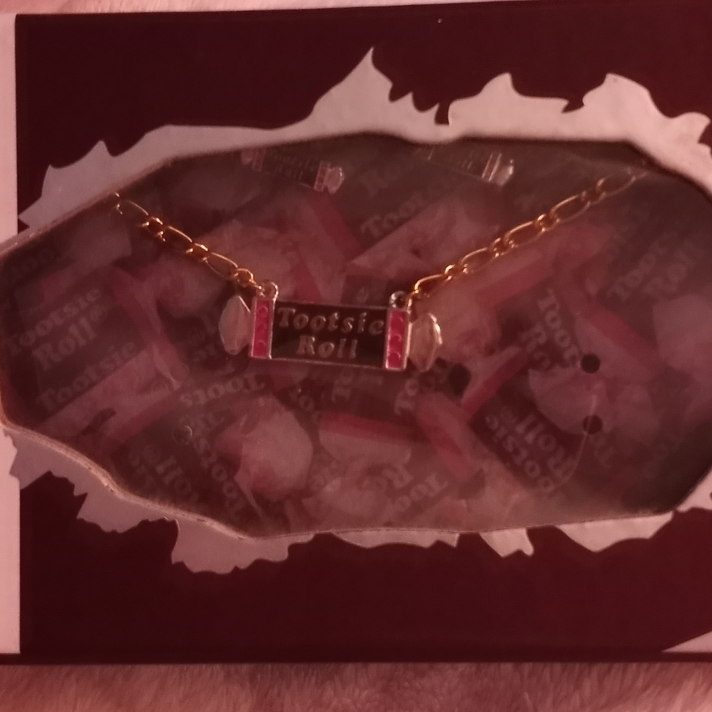 TOOTSIE ROLL LIMITED EDITION NECKLACE/EARRING SET